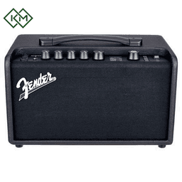 electric-amplifier-fender-mustang40